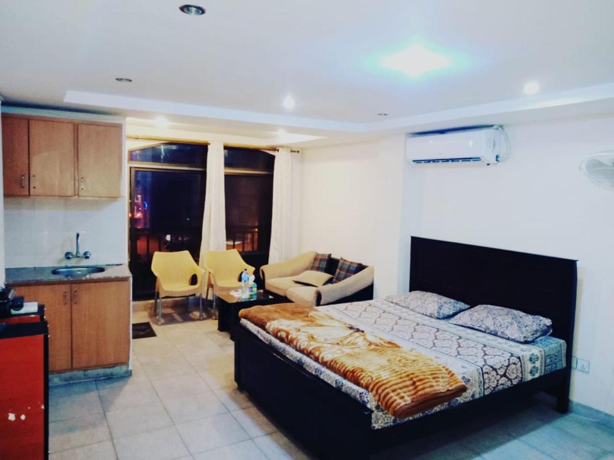 Hs Global Apartments Rawalpindi Buitenkant foto